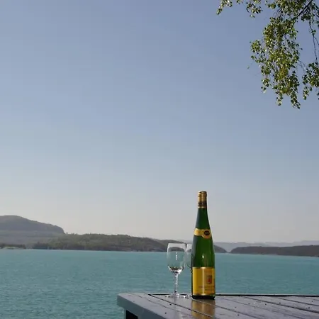 Koselig Ved Fjorden Med Panorama Utsikt Feriehus *
