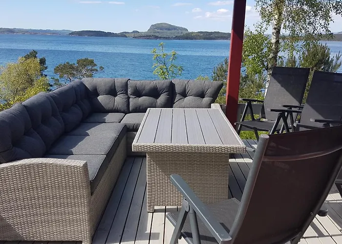 Koselig Ved Fjorden Med Panorama Utsikt Hébergement de vacances Hjelmeland